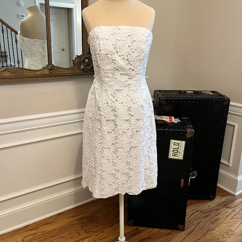 Vintage Lilly Pulitzer - White Embroidered and Lined Strapless Dress - Sz 10
